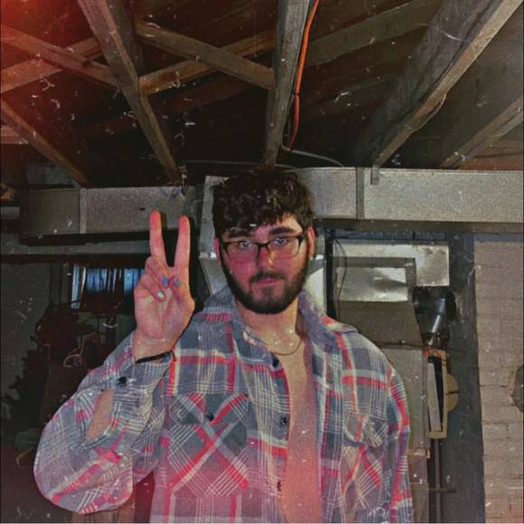 Profile Picture of Joseph Judd (@josephjudd) on Poshmark