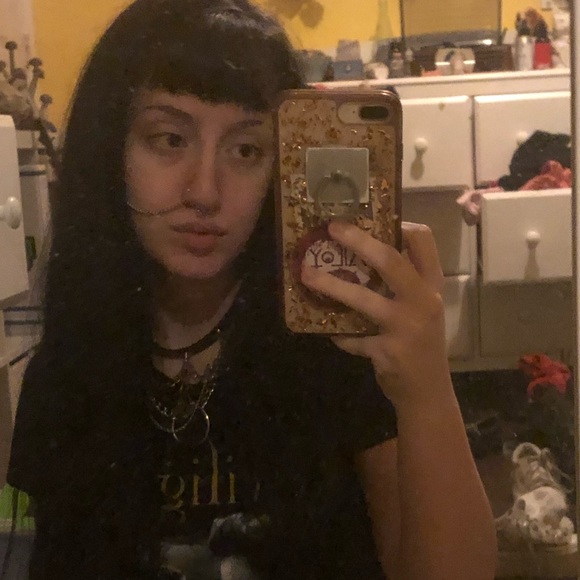 Profile Picture of Gia Califano (@burnkastel) on Poshmark