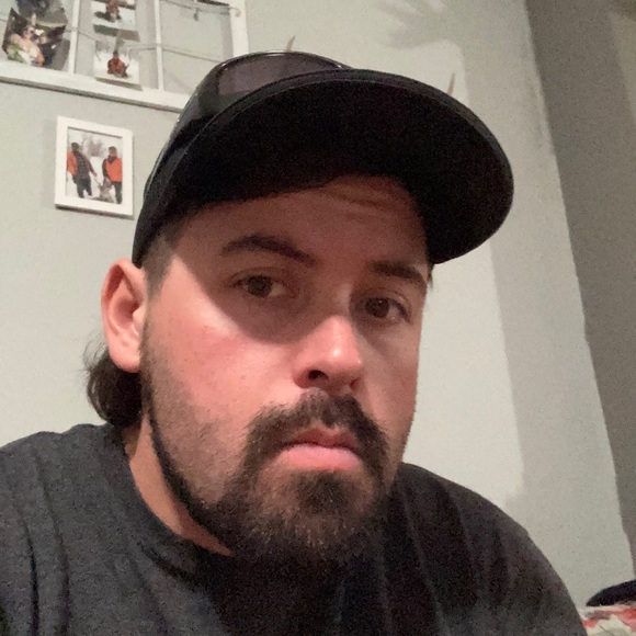 Profile Picture of Travis Roy (@trvsroy) on Poshmark