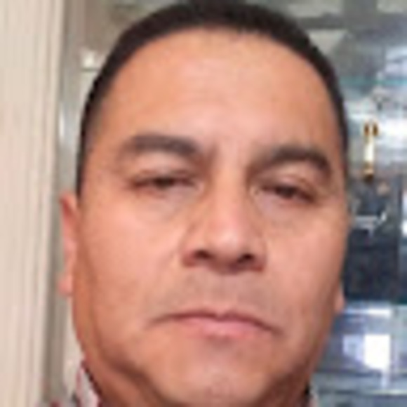 Profile Picture of Carlos Suarez (@carlossuarez827) on Poshmark