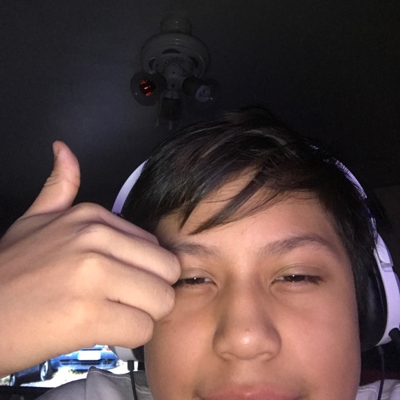 Profile Picture of Rene Manzano (@pablitoishere) on Poshmark