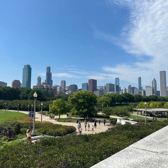 Profile Picture of Kylie Suchowski (@kylie_suchowski) on Poshmark