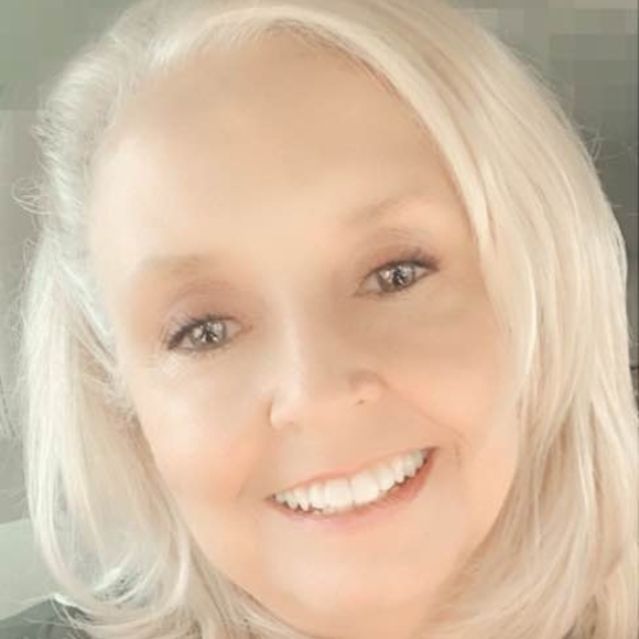 Profile Picture of Patty Cason lindsey (@pattyl5050) on Poshmark