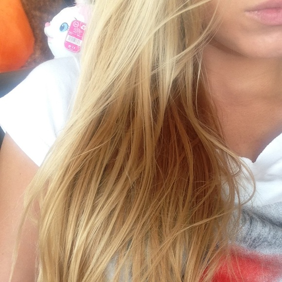 Profile Picture of Alexandra Riggs (@aleksari) on Poshmark