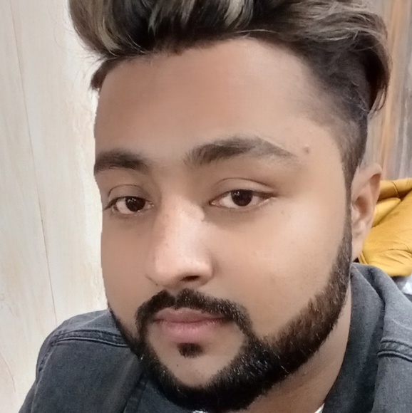 Profile Picture of Intakaf alam Alam (@intakafalam) on Poshmark