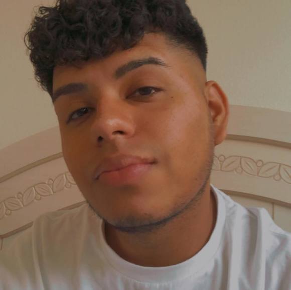 Profile Picture of Javier Spindola (@jspindola23) on Poshmark