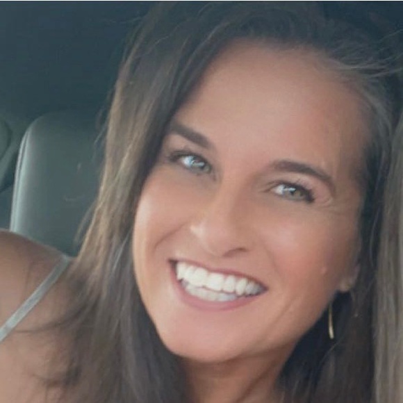 Profile Picture of Brandy Cooper (@bjcbrandy) on Poshmark