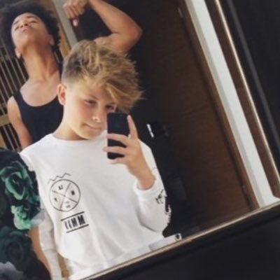 Profile Picture of Tom Collard (@TomCollardd) on Twitter