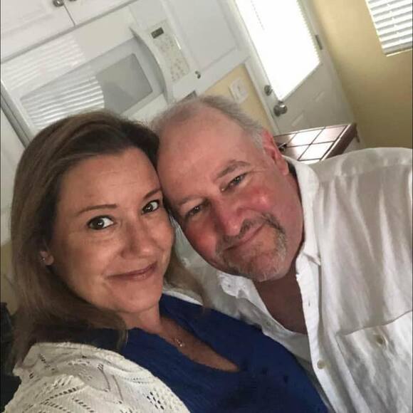 Profile Picture of Danielle Cuskey (@dcuskey) on Poshmark