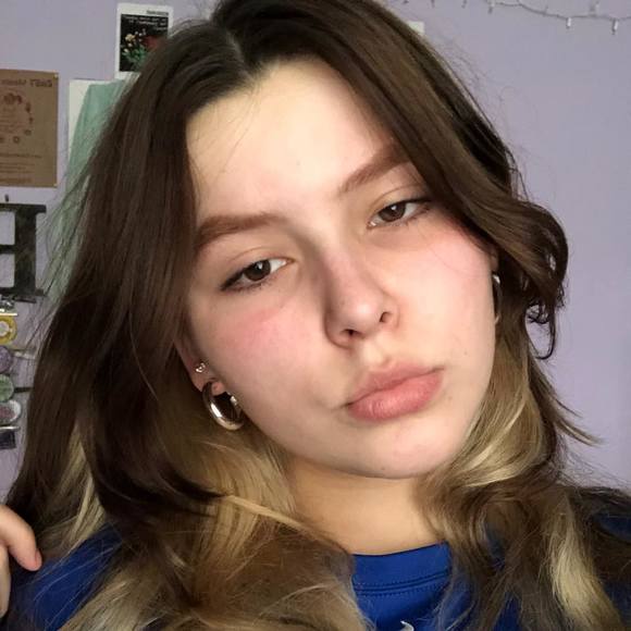 Profile Picture of Brianna Mcdevitt (@briannamcdevitt) on Poshmark