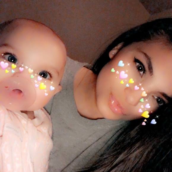 Profile Picture of Jasmine Warren (@jazz_baker) on Poshmark