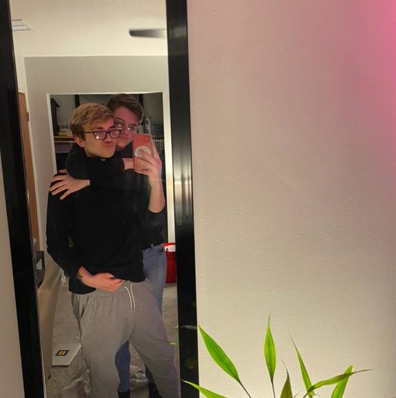 Profile Picture of Kevin Loughran (@kevlough) on Poshmark