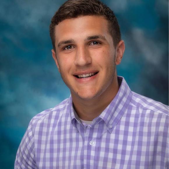 Profile Picture of Liam Blake (@liamblake) on Poshmark