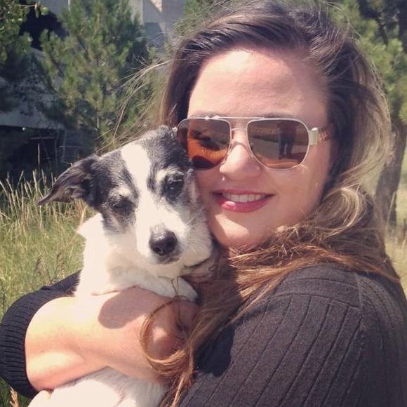 Profile Picture of Meredith Casey (@app_chick) on Poshmark