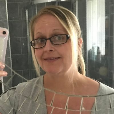 Profile Picture of Rachel Ackroyd (@RachelAckroyd2) on Twitter