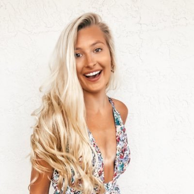 Profile Picture of Kinsey Kay (@Kinsey_Hobbs) on Twitter