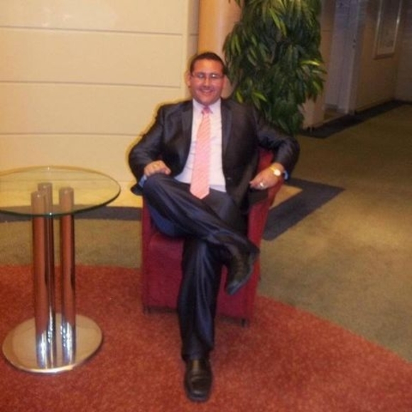 Profile Picture of Nelson Pérez (@nelx_92) on Poshmark