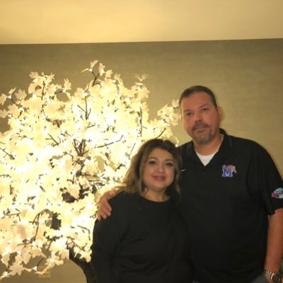 Profile Picture of Carmen & Dan Woodard (@carmendan1969) on Twitter