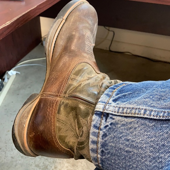 Profile Picture of David Brumley (@brumleydavid5) on Poshmark