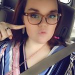 Profile Picture of Lillian Ashley Burch (@lilly.b_photography) on Instagram