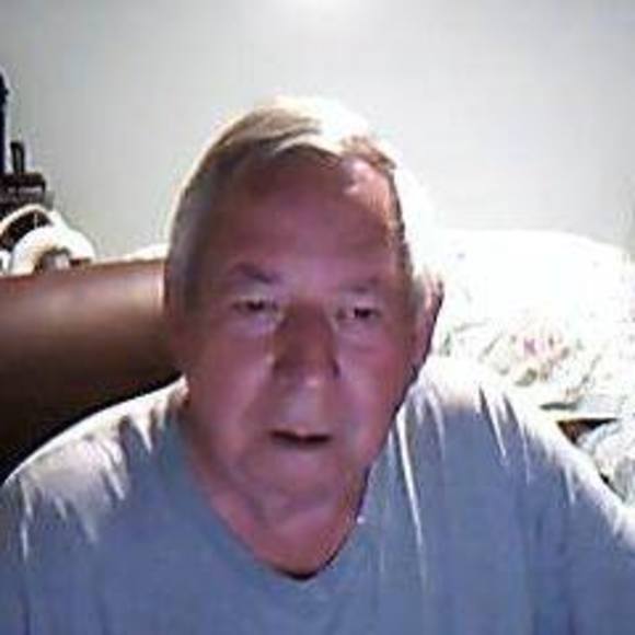 Profile Picture of Freddie Stumph (@stumph201) on Poshmark