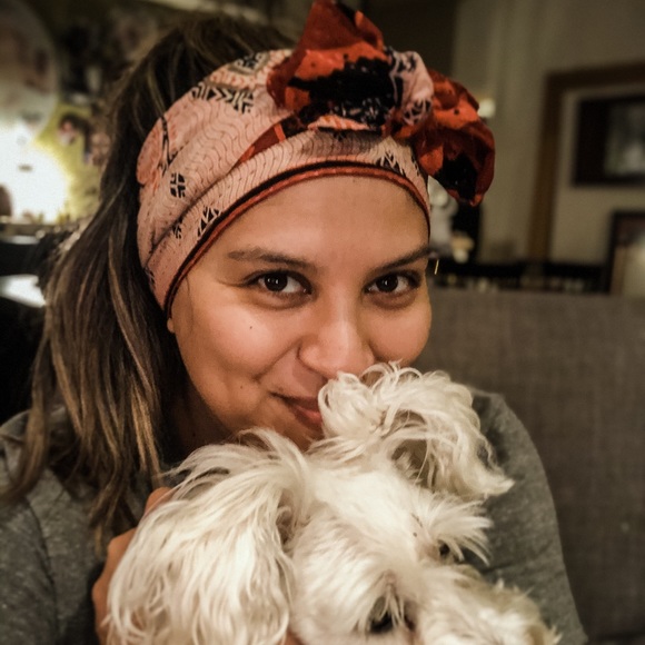 Profile Picture of Danielle Bedford (@danieliseb) on Poshmark