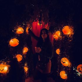 Profile Picture of Lisa Kluga (@lisakluga) on Pinterest
