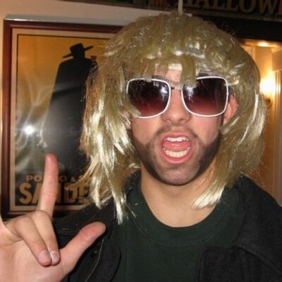 Profile Picture of Jordan Halliday (@rightneadabeech) on Twitter