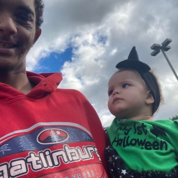 Profile Picture of Kevin Copas (@kevincopas) on Poshmark