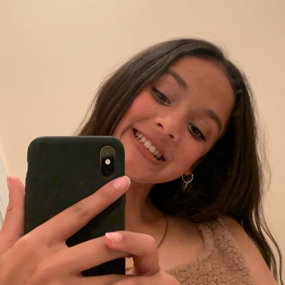 Profile Picture of Jaylah Comarmond (@jaylahbear23) on Poshmark