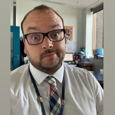 Profile Picture of Dan Howe (@MrDHowe) on Twitter