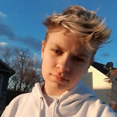 Profile Picture of Jake Pederson (@jakexpederson) on Twitter