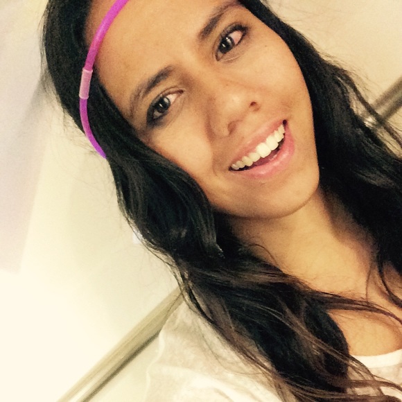 Profile Picture of Kylee Thiim (@kthiim) on Poshmark