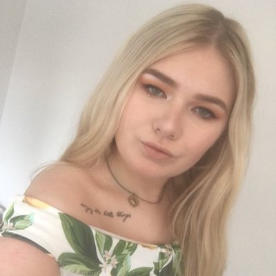 Profile Picture of Vic Bennett ♔ (@VickyBennett96) on Twitter