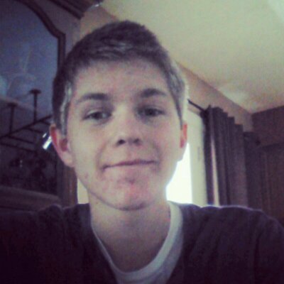 Profile Picture of Jacob Burge (@relentlezz_9) on Twitter
