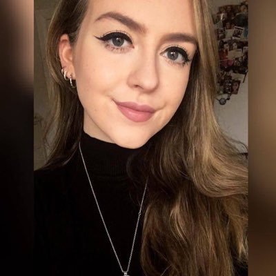 Profile Picture of Ellie (@EleanorRose1313) on Twitter