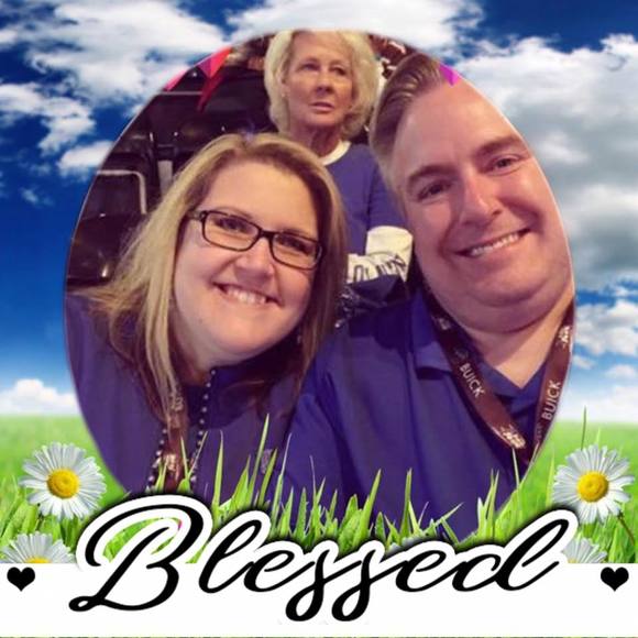 Profile Picture of Jennifer Poore (@ceres_jenn) on Poshmark