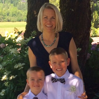 Profile Picture of Kelly McPherson (@kmcpherson76) on Twitter