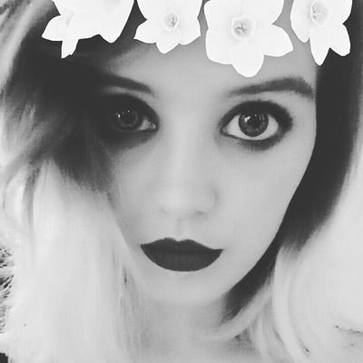 Profile Picture of Robin Claire (@chey_jon_) on Twitter
