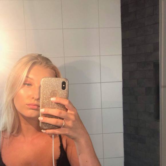 Profile Picture of Ebba Tiselius (@ebbatiselius) on Poshmark