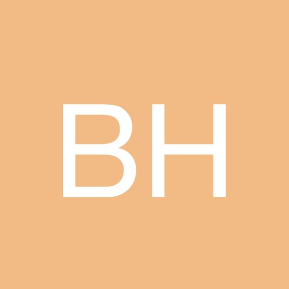 Profile Picture of Brandy Hodge (@brandyhodge782) on Poshmark