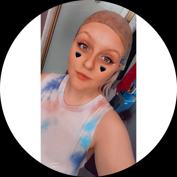 Profile Picture of Miranda Howell (@saltyy_princess) on Poshmark