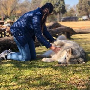 Profile Picture of Lara Burger (@LaraBurger7) on Twitter