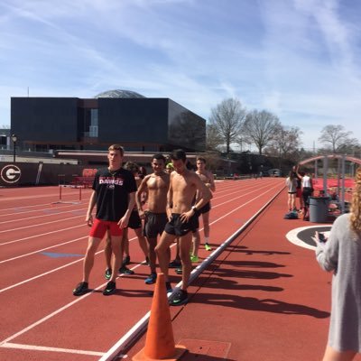 Profile Picture of Patrick Cunniff (@DawgXCcoach) on Twitter
