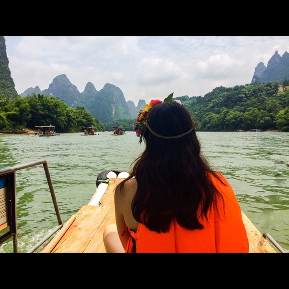 Profile Picture of Alexa Vidalis (@alexavidalis) on Poshmark