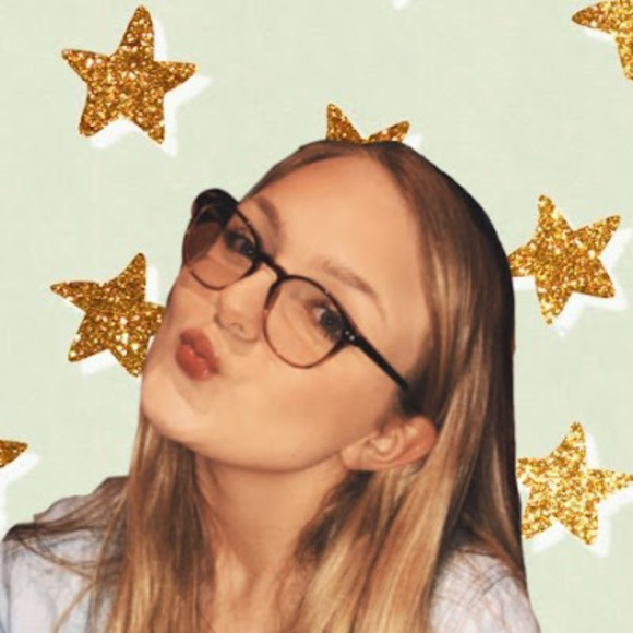 Profile Picture of Grace Handler (@grace_handler) on Poshmark