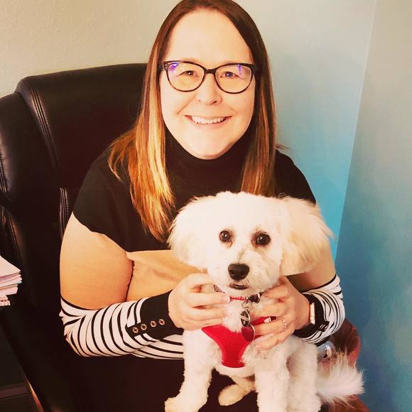 Profile Picture of Sue Reukauf (@hitsormrs) on Poshmark