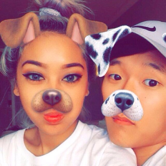 Profile Picture of Robin Kim (@robinkim0) on Poshmark