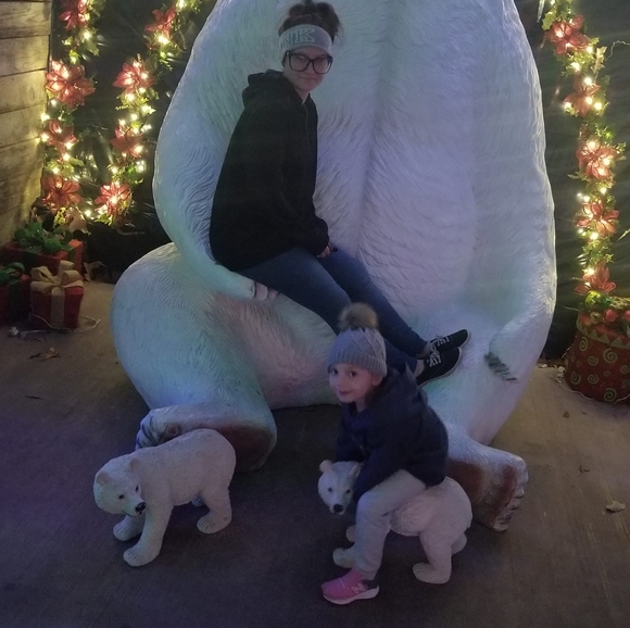 Profile Picture of Cheyenne Mcguffie (@chey_babii) on Poshmark