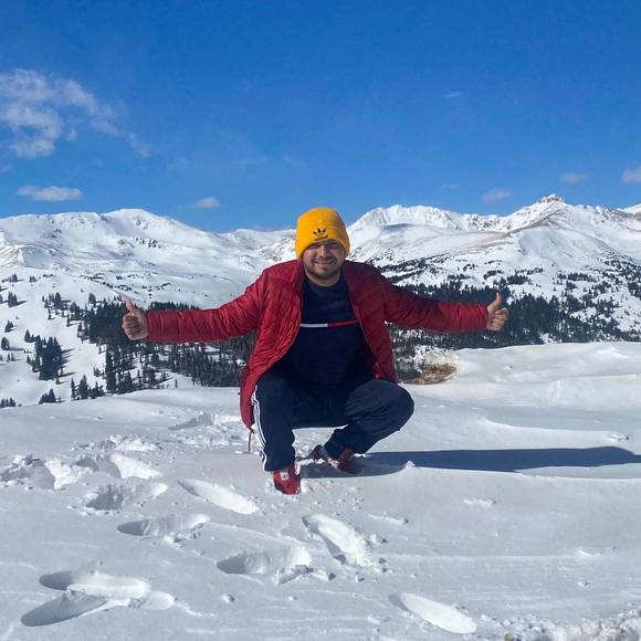 Profile Picture of Alexander Garcia (@alexandergar311) on Poshmark